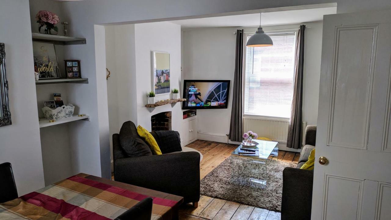 Noble House Exeter Βίλα Δωμάτιο φωτογραφία
